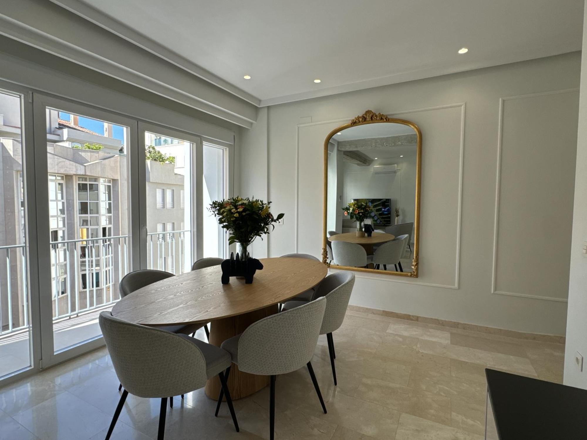 Navas 102 Cosmopolitan Loft Apartment Granada Exterior photo